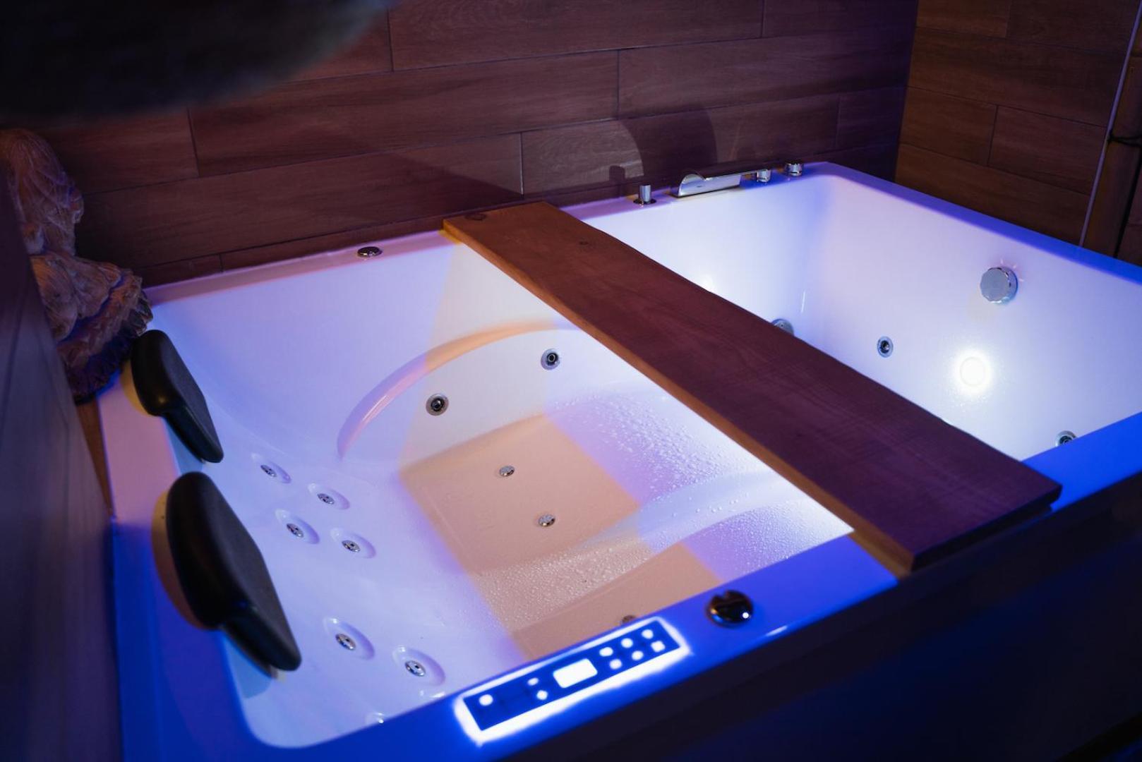 Le Balneo Jacuzzi Vieil Antibes Safranier Apartamento Exterior foto
